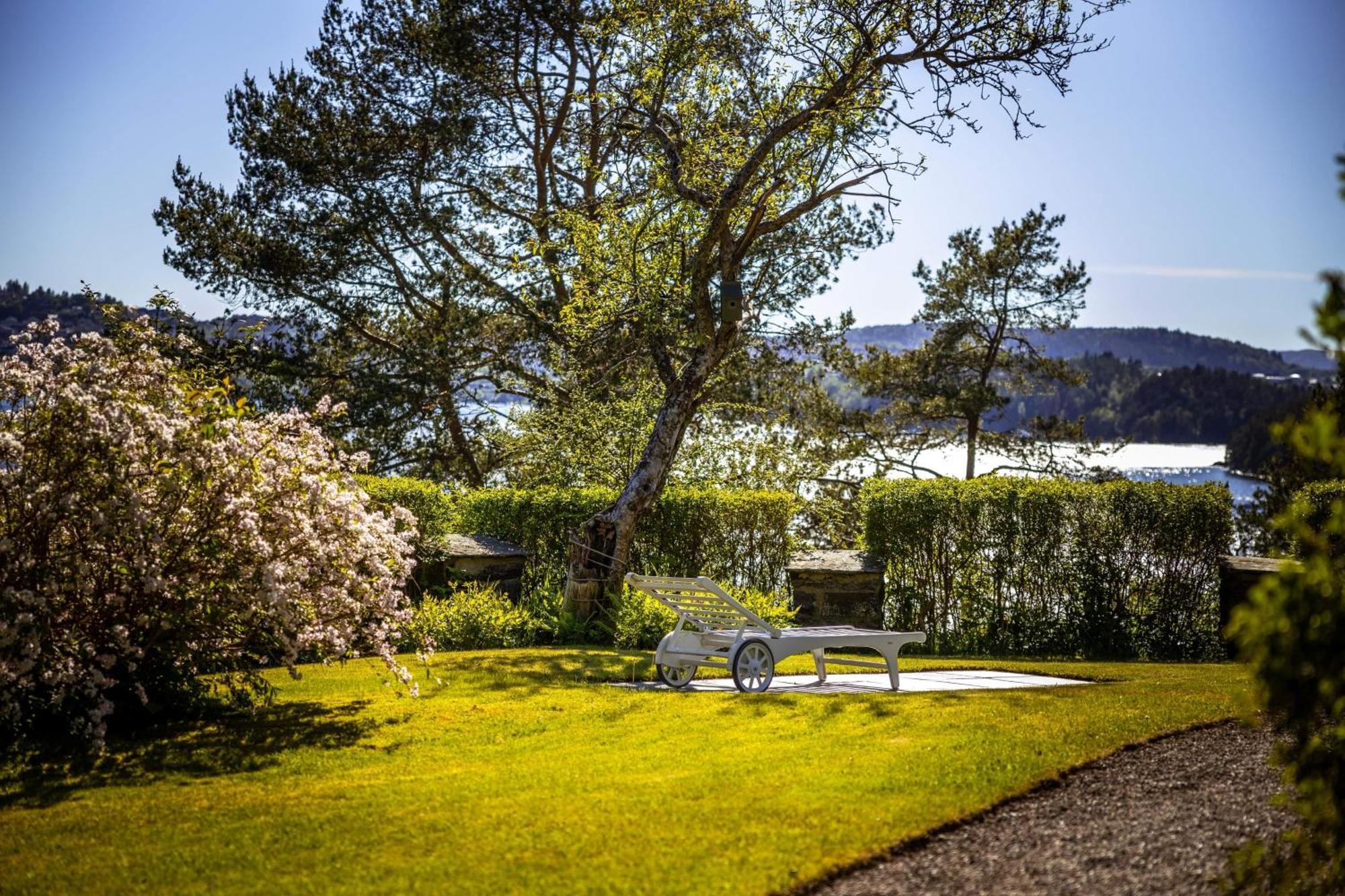 Unique Victorian Villa With Private Coastline Bergen Exteriör bild